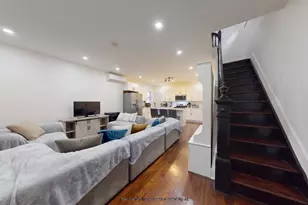 9415 Farragut Rd, New York City, NY 11236 - Photo 5