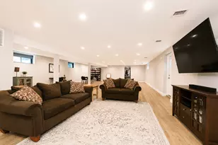368 Sleight Ave, New York City, NY 10307 - Photo 15