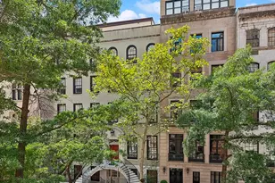 25 E 69th St, New York City, NY 10021 - Photo 15