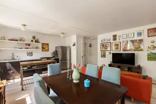 192 E 8th St, Brooklyn, NY 11218 - Photo 3