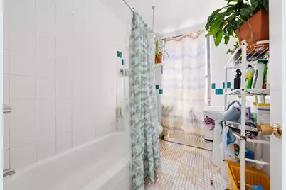 320 Jackson Avenue, New York City, NY 10454 - Photo 7