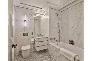 303 Park Ave, New York City, NY 10022 - Photo 5
