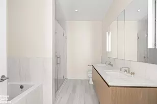 435 W 19th St, New York City, NY 10011 - Photo 9