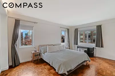 30 W 60th Street #14M, New York City, NY 10019 - Photo 7