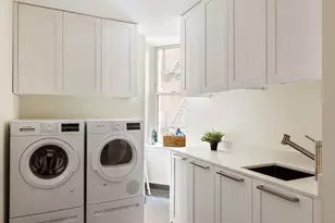 344 W 72nd St, New York, NY 10023 - Photo 15
