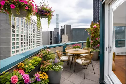150 W 56th Street #2802, New York City, NY 10019 - Photo 7