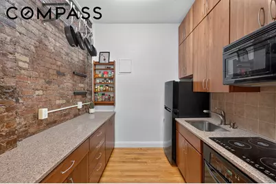 234 E 14th Street #1F, New York, NY 10003 - Photo 3