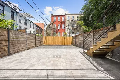 655 Decatur Street, New York City, NY 11233 - Photo 21