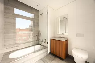 111 Leroy St, New York, NY 10014 - Photo 11
