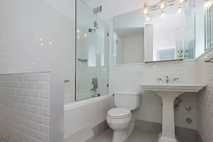 7 Essex St, New York City, NY 10002 - Photo 7