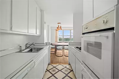 555 Kappock Street #24T, New York City, NY 10463 - Photo 7