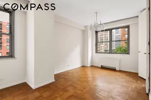 300 E 40th St, New York City, NY 10016 - Photo 7