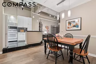 310 E 46th St, New York City, NY 10017 - Photo 5