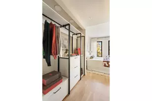 650 E 6th St, New York City, NY 10009 - Photo 7
