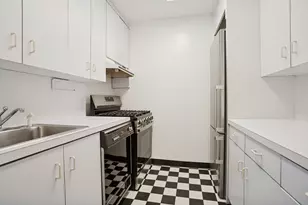207 E 74th St, New York City, NY 10021 - Photo 3