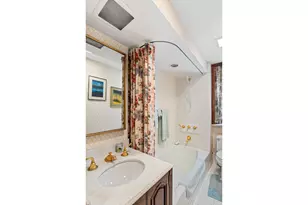 30 Beekman Pl, New York City, NY 10022 - Photo 9