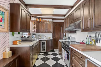 30 Beekman Place #8D, New York City, NY 10022 - Photo 7