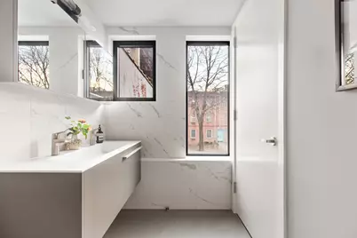650 E 6th Street #TWH, New York City, NY 10009 - Photo 9