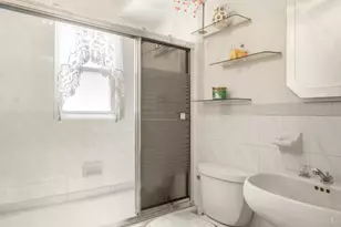 106-25 215th St, New York City, NY 11429 - Photo 13