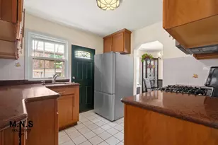 106-25 215th St, New York City, NY 11429 - Photo 9