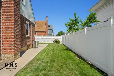 106-25 215th Street, Queens Village, NY 11429 - Photo 5