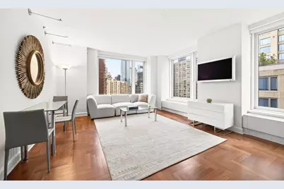 240 Riverside Boulevard #14F, New York City, NY 10069 - Photo 1