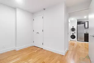 636 E 11th St, New York City, NY 10003 - Photo 17