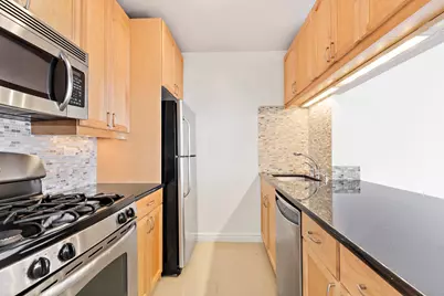 377 Rector Place #17F, New York, NY 10280 - Photo 3