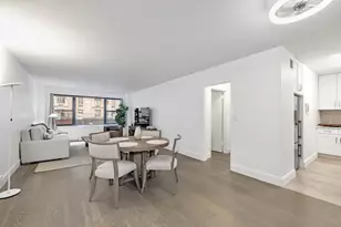 77 W 55th St, New York City, NY 10019 - Photo 1