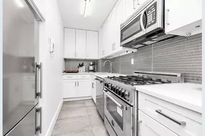 77 W 55th Street #2HH, New York City, NY 10019 - Photo 3