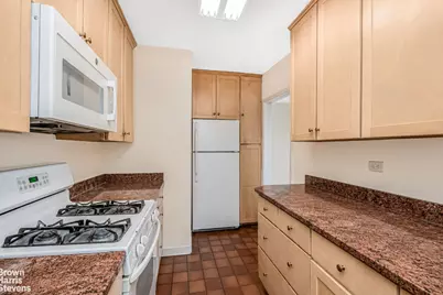 5900 Arlington Avenue #4G, Bronx, NY 10471 - Photo 9