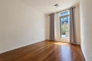 170 N 11th St, Brooklyn, NY 11211 - Photo 11