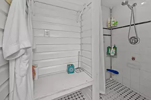 1-90 Beach 137th St, New York City, NY 11694 - Photo 41