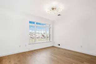 150 Surf Dr, Bronx, NY 10473 - Photo 17