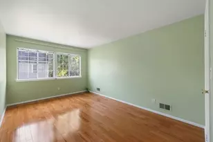 16 Roosevelt Ct, New York City, NY 10314 - Photo 7