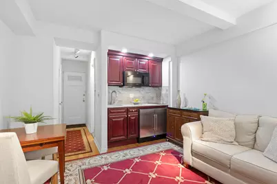 320 E 42nd Street #817, New York, NY 10017 - Photo 5