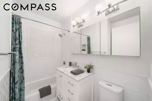 308 E 72nd St, New York City, NY 10021 - Photo 7