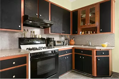 77-11 35th Avenue #6H, New York City, NY 11372 - Photo 3