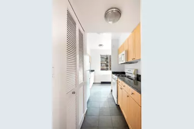 308 E 38th Street #19A, New York City, NY 10016 - Photo 5