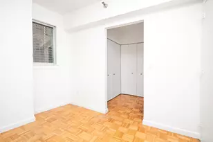 308 E 38th St, New York City, NY 10016 - Photo 9