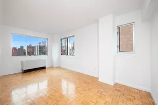 308 E 38th St, New York City, NY 10016 - Photo 11