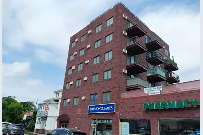 2570 E 17th Street #5C, New York City, NY 11235 - Photo 1