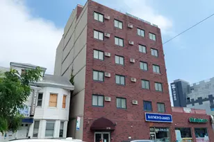 2570 E 17th St, New York City, NY 11235 - Photo 3