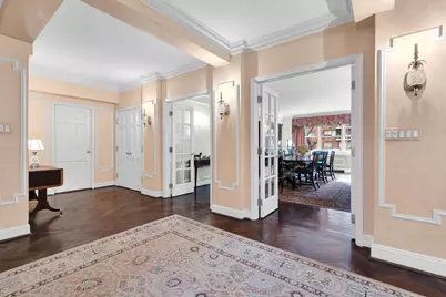 710 Park Avenue #2A, New York City, NY 10021 - Photo 3