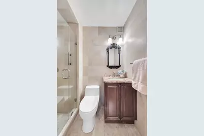710 Park Avenue #2A, New York City, NY 10021 - Photo 5