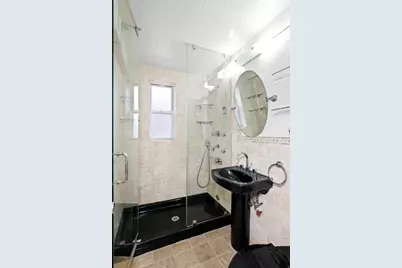 651 Vanderbilt Street #2P, Brooklyn, NY 11218 - Photo 5