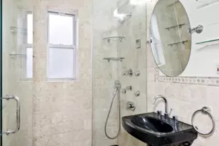 651 Vanderbilt St, New York City, NY 11218 - Photo 5