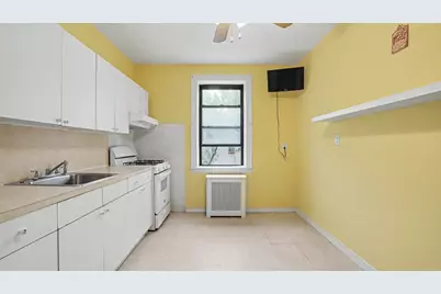 491 Grandview Avenue #2B, Ridgewood, NY 11385 - Photo 1