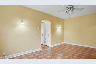 491 Grandview Avenue #2B, Ridgewood, NY 11385 - Photo 9
