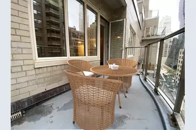 41 W 58th Street #9D, New York, NY 10019 - Photo 7